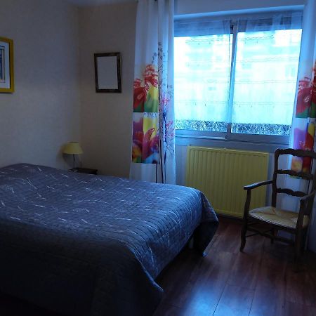 Chambre D'Hotes Dans Residence Dijon Exterior foto