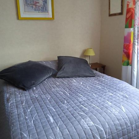 Chambre D'Hotes Dans Residence Dijon Exterior foto