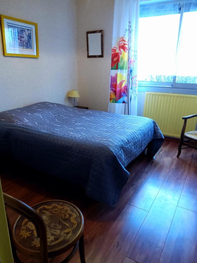 Chambre D'Hotes Dans Residence Dijon Exterior foto